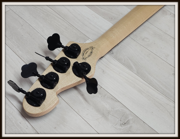 Sandberg California II TT5 passiv Fretless, Open Pore Violetburst